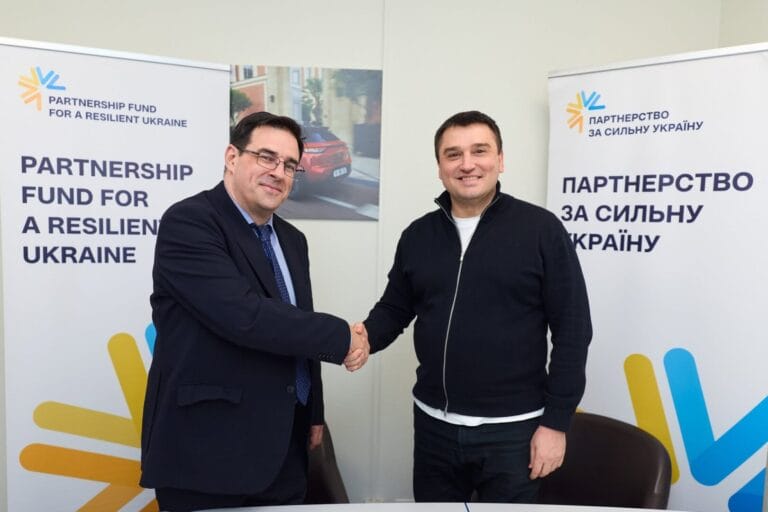 Support of Digital Services: Solutions for Frontline Hromadas
