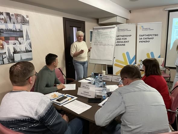 Діалог як основа рішень: розвиток партнерської взаємодії